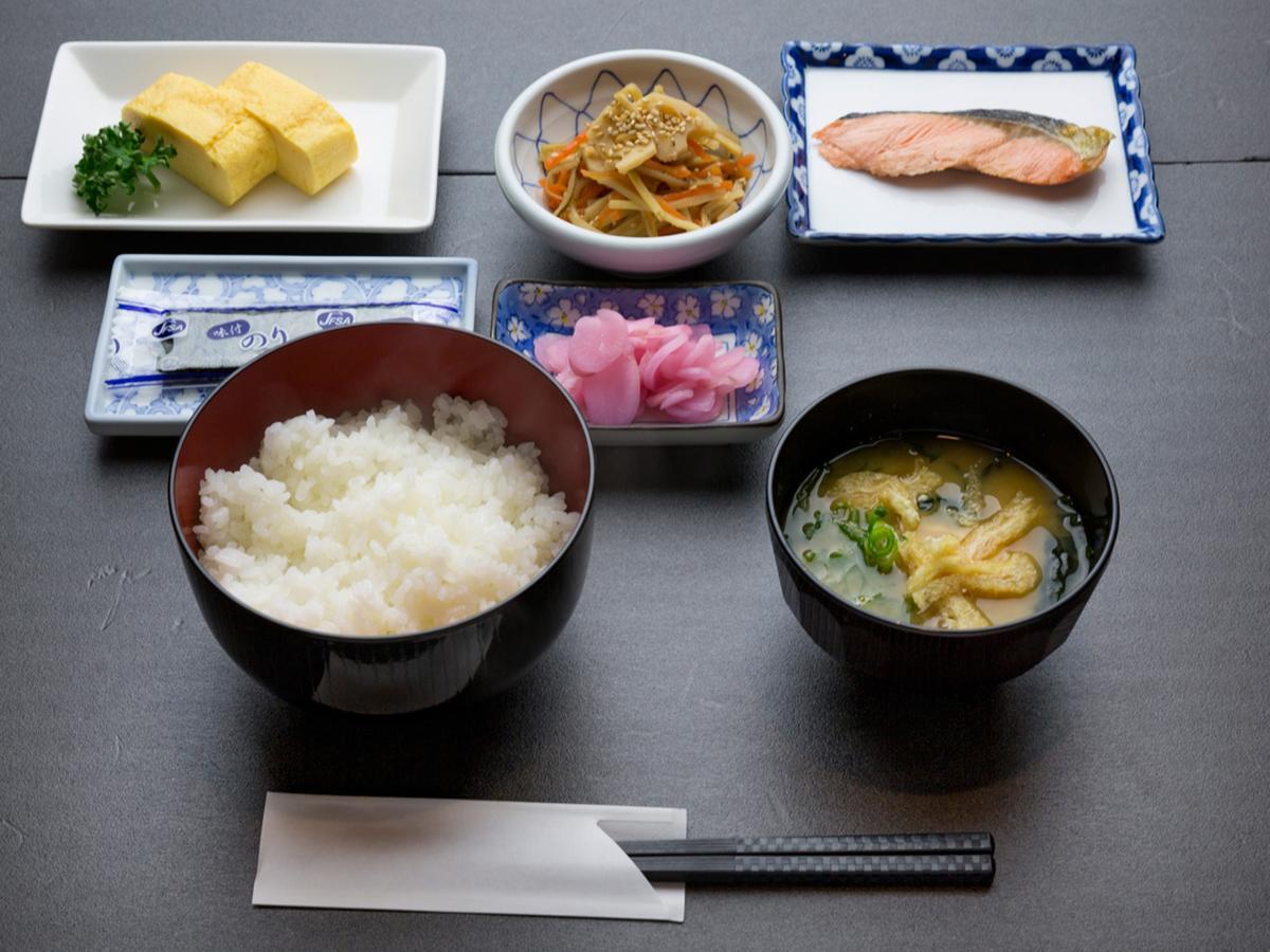 Business Hotel Serikawa Hikone Bagian luar foto