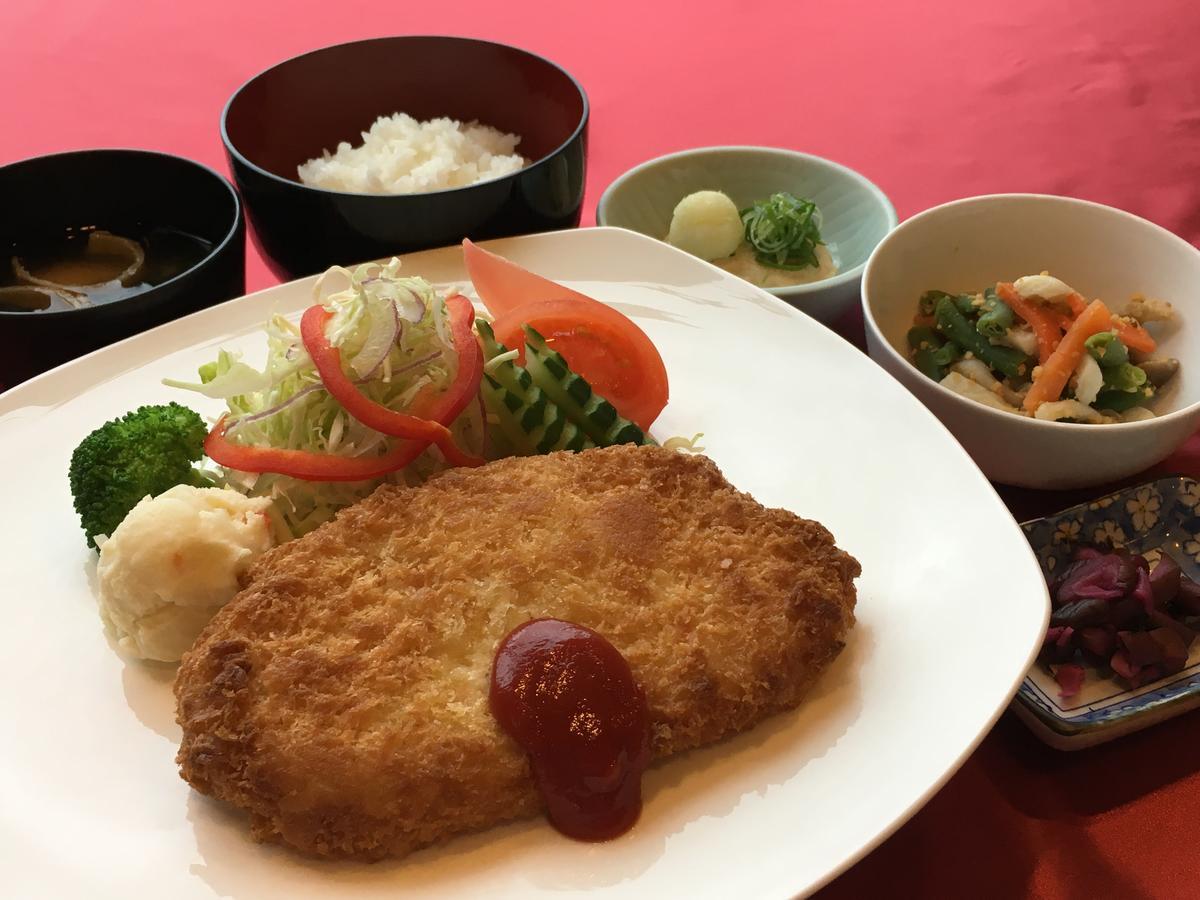 Business Hotel Serikawa Hikone Bagian luar foto