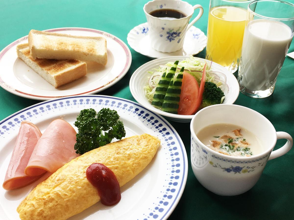 Business Hotel Serikawa Hikone Bagian luar foto